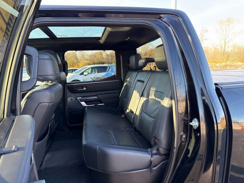 Used 2023 Toyota Tundra Platinum image 29