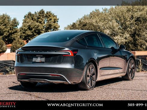 Used 2024 Tesla Model 3 Standard Range RWD image 7