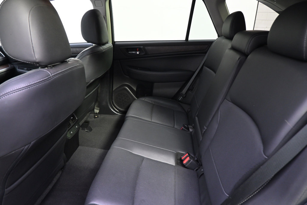 Used 2016 Subaru Outback 3.6R Limited AWD/4WD image 21