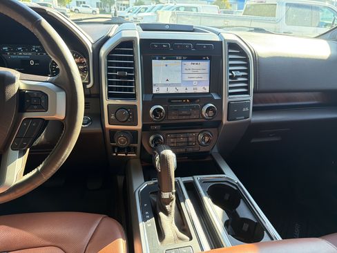 Used 2018 Ford F150 King Ranch w/ Equipment Group 601A Luxury AWD/4WD image 28