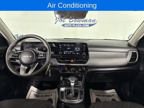 Used 2024 Kia Seltos LX AWD/4WD image 9