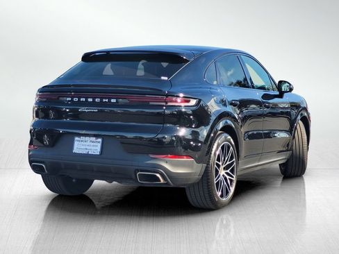 Used 2024 Porsche Cayenne Coupe AWD/4WD image 4