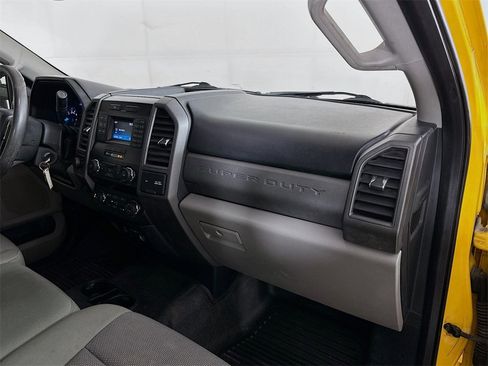 Used 2019 Ford F250 XL w/ XL Value Package image 25