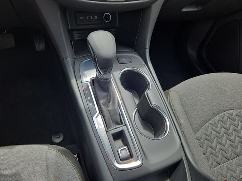Used 2024 Chevrolet Equinox LT FWD image 22