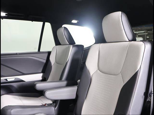 Certified 2026 Lexus TX 500h AWD w/ Technology Package image 10