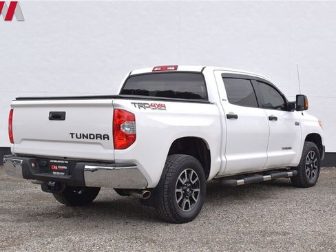 Used 2016 Toyota Tundra SR5 w/ TRD Off Road Package AWD/4WD image 4