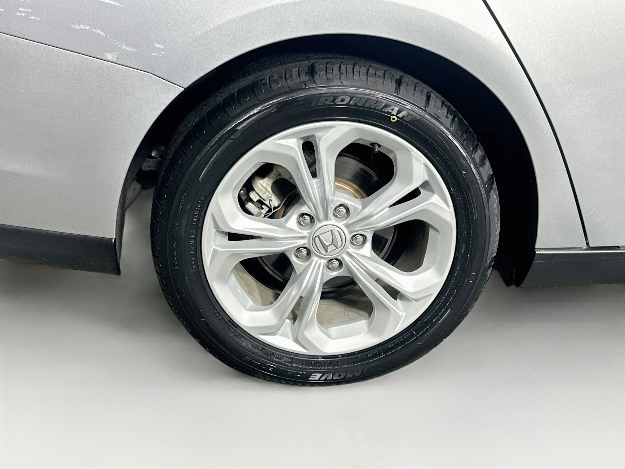 Used 2024 Honda Accord LX image 11