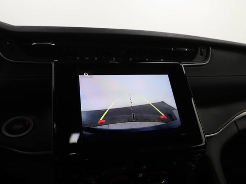 Used 2023 Jeep Grand Cherokee Altitude image 28