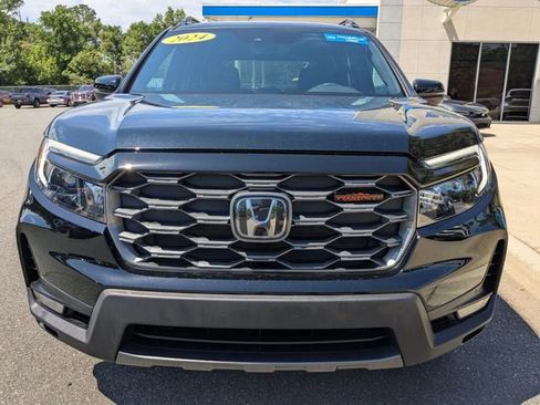 Certified 2024 Honda Passport TrailSport image 3
