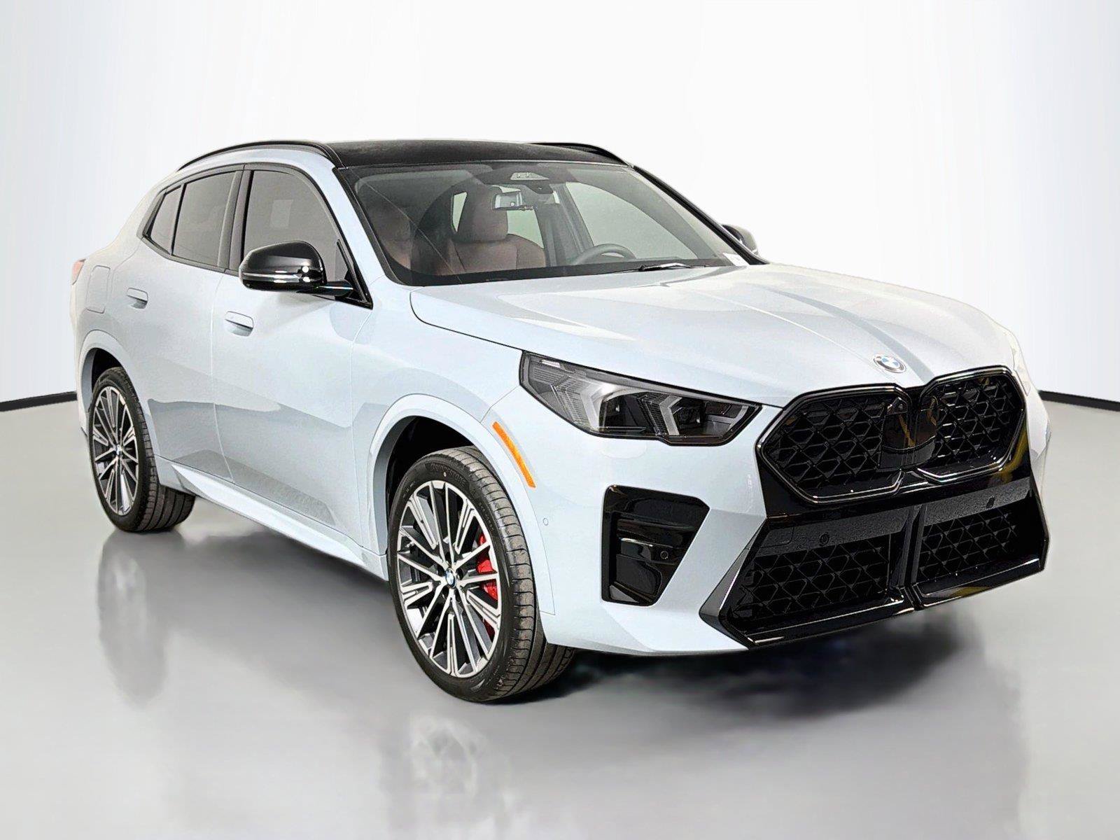 New 2027 BMW X2 xDrive28i w/ Technology Package AWD/4WD image 3