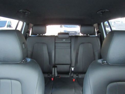 Used 2022 Mercedes-Benz EQB 300 4MATIC w/ Exclusive Package image 33