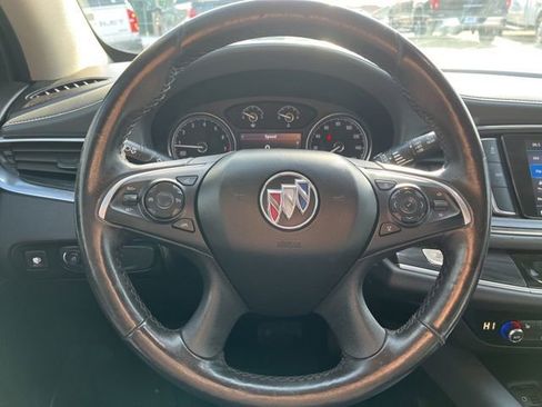 Used 2021 Buick Enclave Essence AWD/4WD image 37