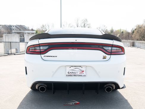 Used 2020 Dodge Charger Scat Pack image 6