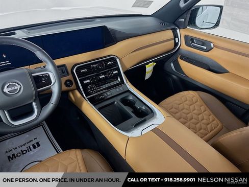 New 2025 Nissan Armada Platinum Reserve image 25
