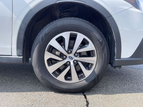 Used 2021 Subaru Outback Premium AWD/4WD image 22