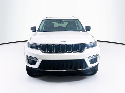 Used 2023 Jeep Grand Cherokee 4WD 4xe w/ Luxury Tech Group II image 2