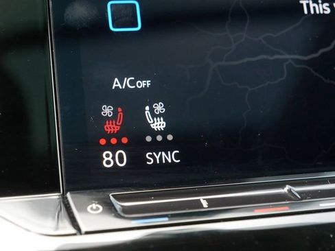 Certified 2025 Volkswagen Atlas SE w/ Panoramic Sunroof Package AWD/4WD image 35
