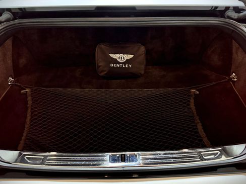 Used 2016 Bentley Mulsanne Speed image 29