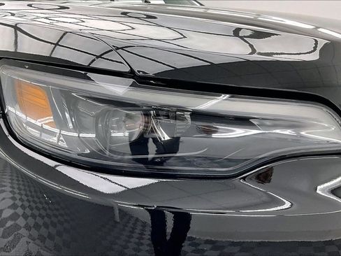 Used 2019 Jeep Cherokee Latitude Plus image 29