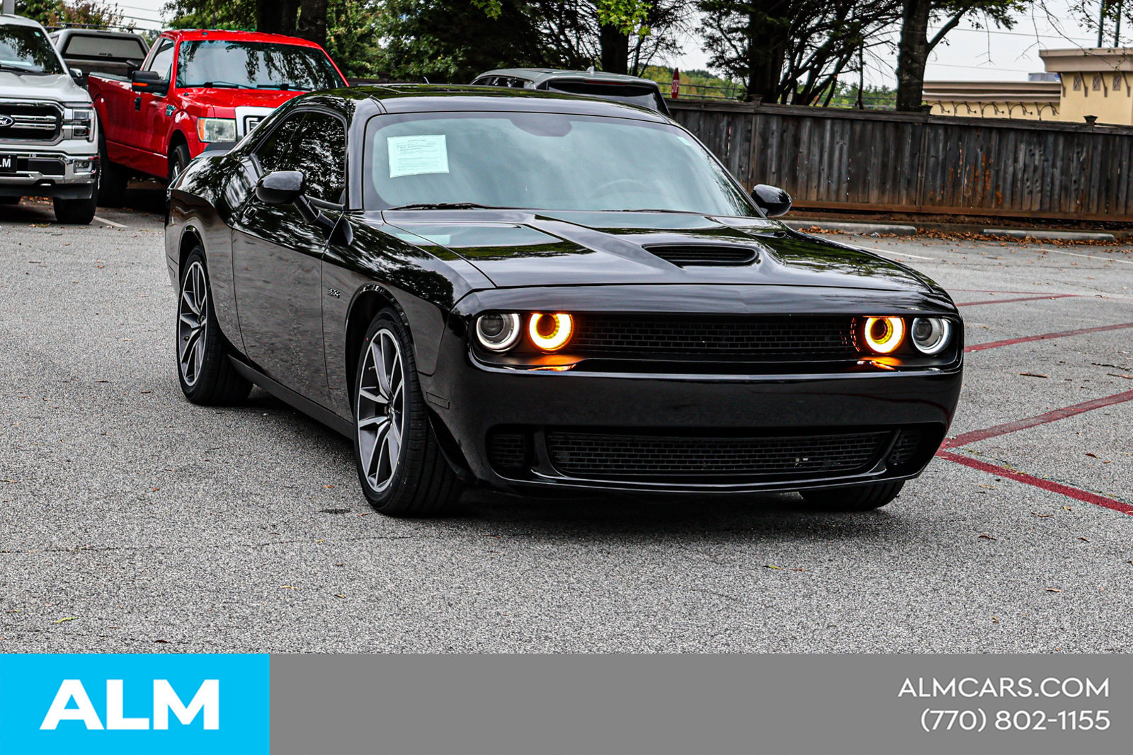 Used 2023 Dodge Challenger R/T RWD image 5