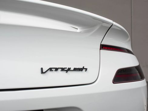 Used 2014 Aston Martin Vanquish Coupe RWD image 38