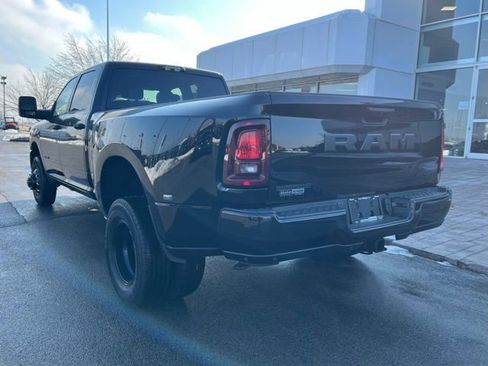 New 2026 RAM 3500 Big Horn AWD/4WD image 8