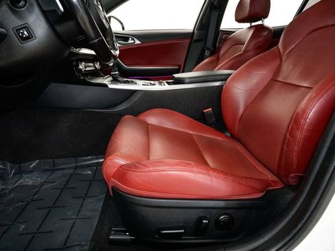 Used 2018 Kia Stinger GT1 image 14