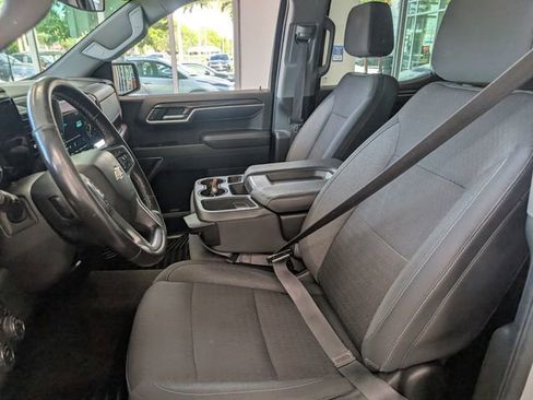 Certified 2022 Chevrolet Silverado 1500 LT RWD image 6