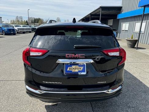 Used 2024 GMC Terrain Denali AWD/4WD image 4