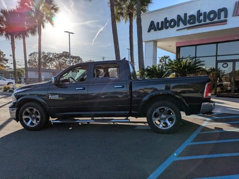 Used 2018 RAM 1500 Laramie w/ Convenience Group image 8