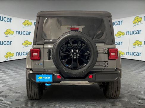 Used 2023 Jeep Wrangler Sahara w/ Cold Weather Group image 5