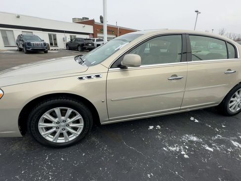 Used 2009 Buick Lucerne CXL image 4