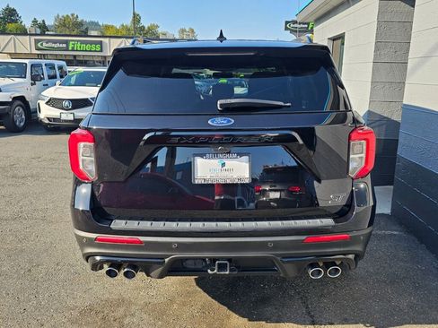 Used 2020 Ford Explorer ST w/ ST Street Pack image 5
