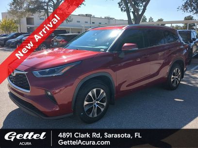 Used 2021 Toyota Highlander XLE