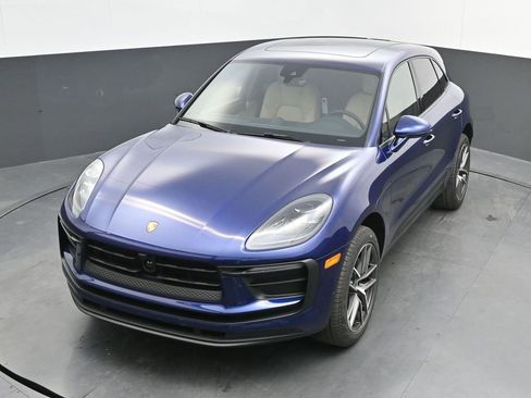 New 2026 Porsche Macan image 42