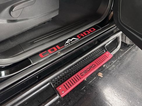 Used 2020 Chevrolet Colorado LT image 28