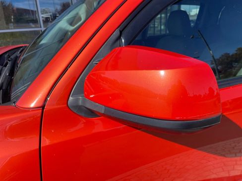 Used 2016 Toyota Tacoma SR5 image 32