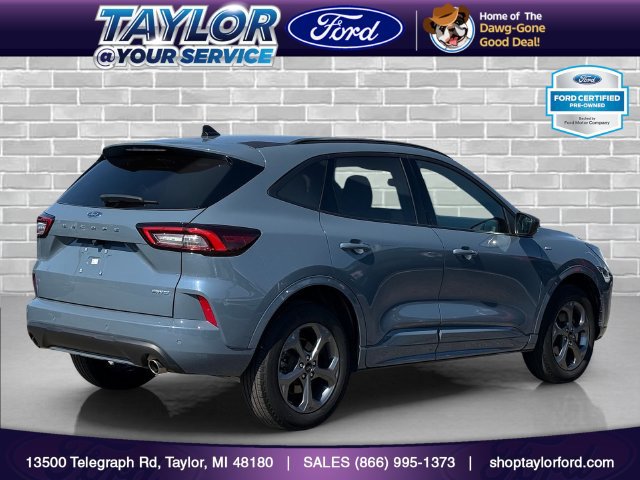 Certified 2024 Ford Escape ST-Line w/ Tech Pack #1 AWD/4WD image 3