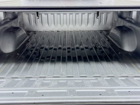 Used 2018 Chevrolet Silverado 1500 LT w/ All Star Edition image 24