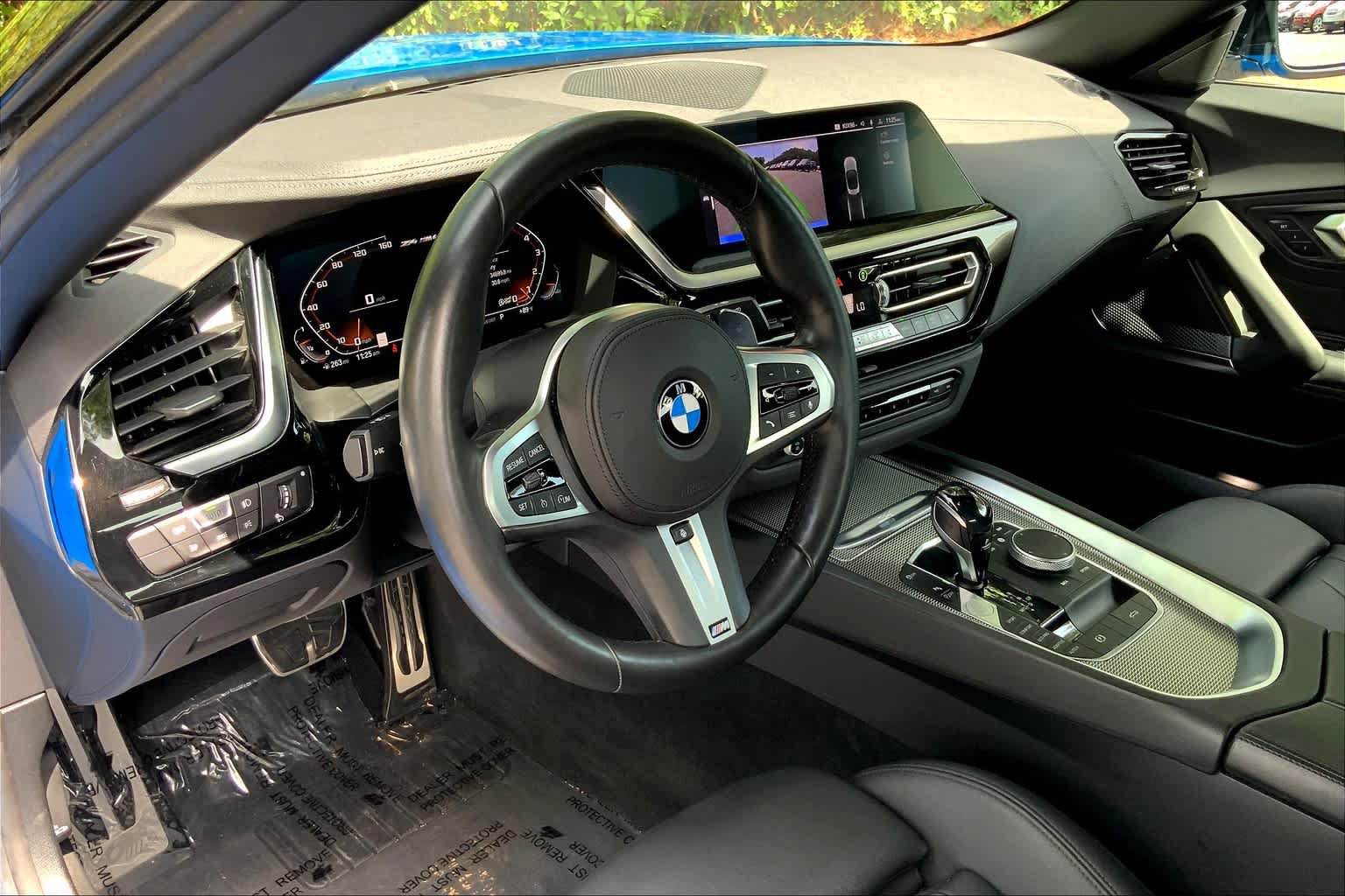 Used 2020 BMW Z4 M40i w/ Driving Assistance Package RWD image 15