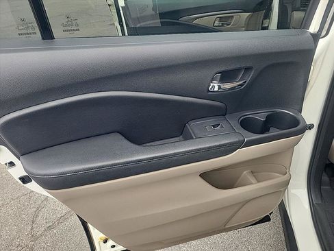 Used 2016 Honda Pilot EX image 20