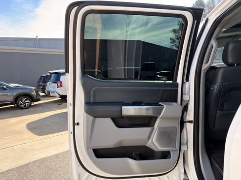 Used 2024 Ford F250 Limited w/ FX4 Off-Road Package image 25