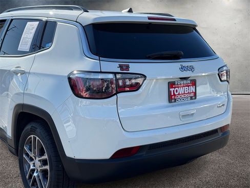 Used 2020 Jeep Compass Latitude w/ Popular Equipment Group image 5