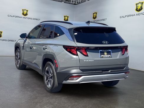 Used 2025 Hyundai Tucson SEL FWD image 3