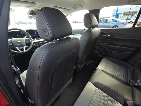 New 2026 Chevrolet Trax LT w/ Driver Confidence Package image 27