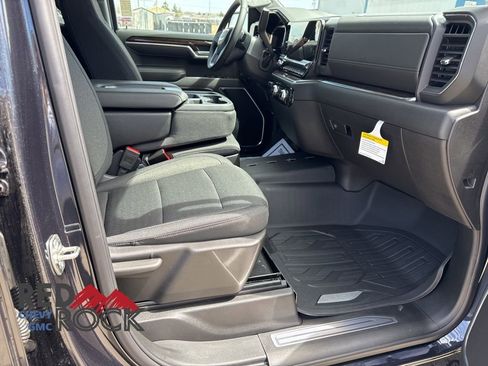 New 2025 GMC Sierra 1500 SLE AWD/4WD image 11