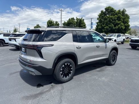 New 2026 Chevrolet Traverse Z71 w/ Enhanced Driving Package AWD/4WD image 7