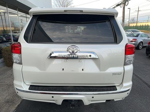 Used 2011 Toyota 4Runner SR5 image 23