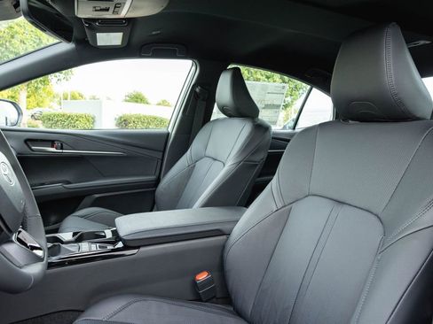 New 2026 Toyota Camry XSE AWD/4WD image 9