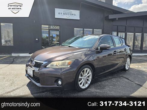Used 2013 Lexus CT 200h w/ Premium Pkg w/Navigation FWD image 1